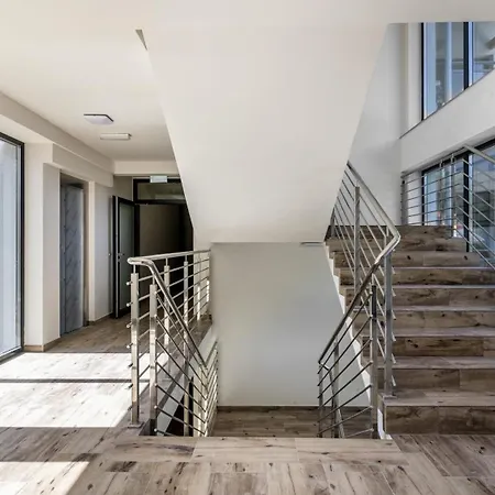 Apartman Enklawa Piamola *