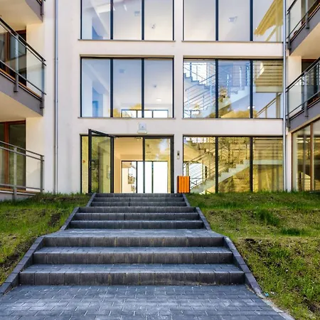 Enklawa Piamola, Z Basenem Oraz Strefa Zabaw Dla Dzieci