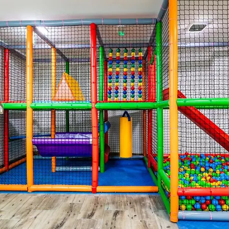 Enklawa Piamola Krynica Morska