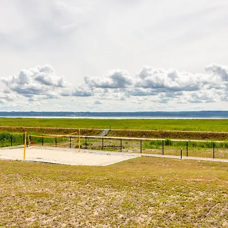 Enklawa Piamola * Krynica Morska