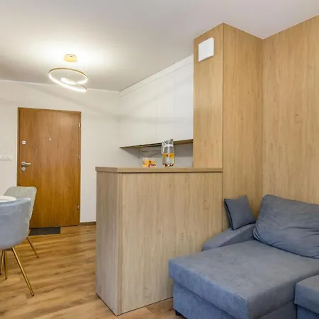 Enklawa Piamola, Z Basenem Oraz Strefa Zabaw Dla Dzieci