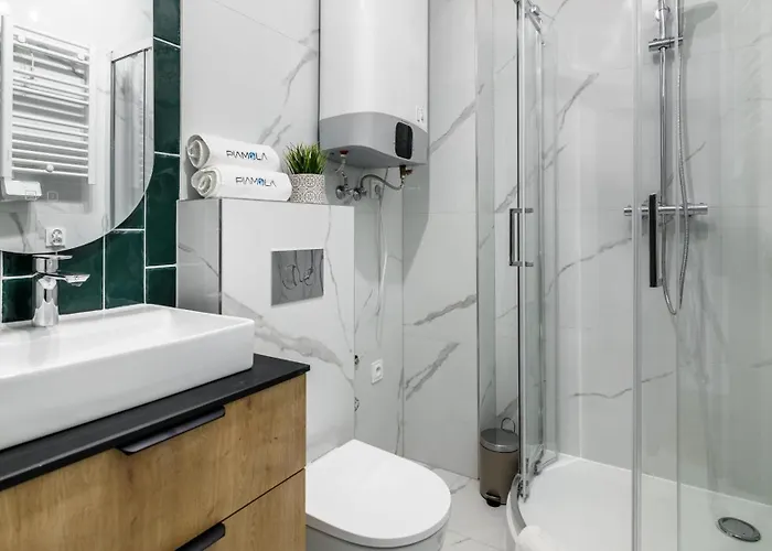 公寓 Enklawa Piamola, Z Basenem Oraz Strefa Zabaw Dla Dzieci 库瑞尼卡慕斯卡