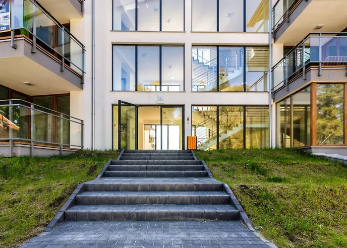 Enklawa Piamola, Z Basenem Oraz Strefa Zabaw Dla Dzieci