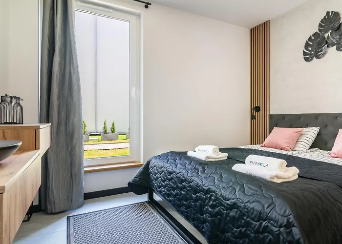 Enklawa Piamola, Z Basenem Oraz Strefa Zabaw Dla Dzieci *