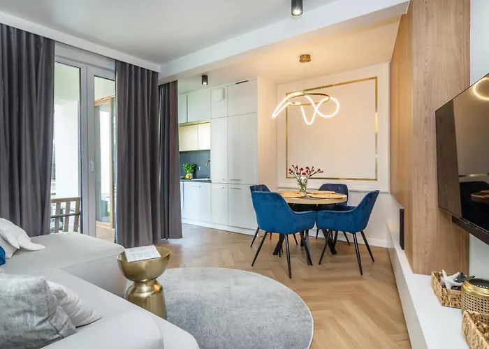 Enklawa Piamola, Z Basenem Oraz Strefa Zabaw Dla Dzieci 库瑞尼卡慕斯卡