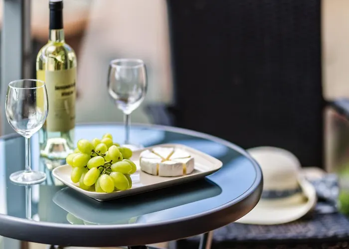 公寓 Enklawa Piamola, Z Basenem Oraz Strefa Zabaw Dla Dzieci